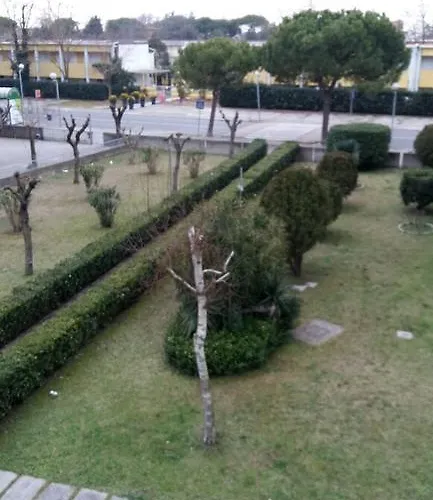 Teresa Per Il Check In Agenzia Viale Francesco Petrarca 391 Ra 아파트 *